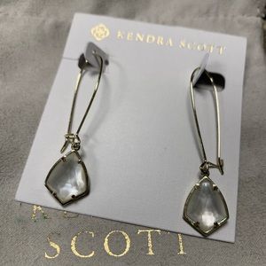 Kendra Scott Drop Earrings Gold Mother of Pearl